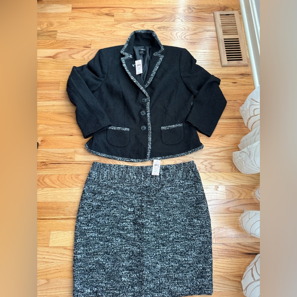 NWT Ann Taylor petite suit set